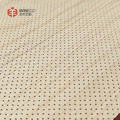 لوحة صوتية ثقيلة ذات ثقب صغير للمناطق ذات حركة المرور العالية